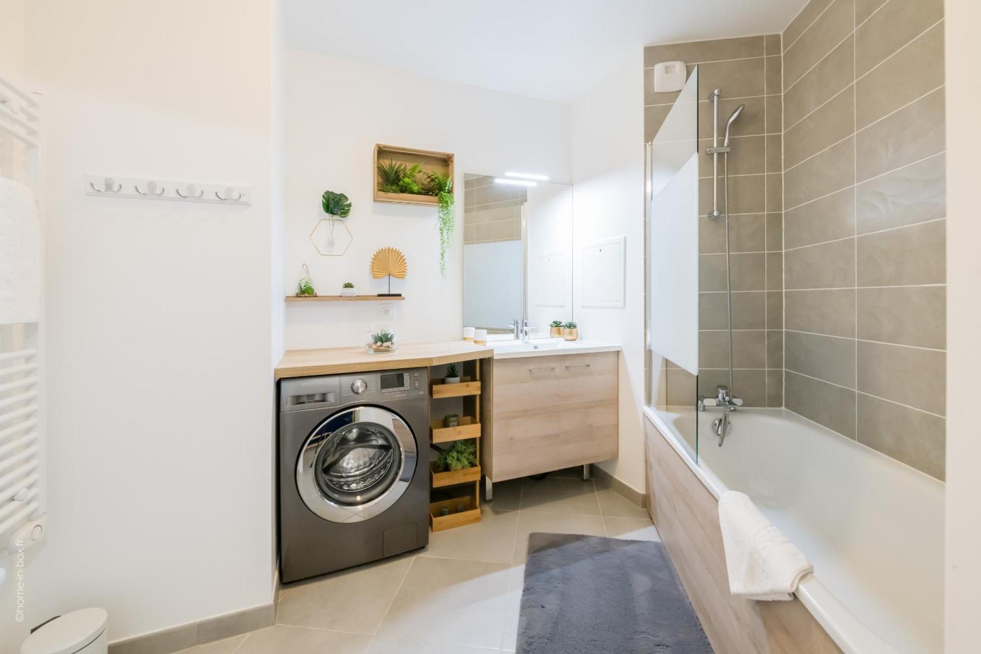 Columbus Garden By Plaza Apartment Serris Luaran gambar
