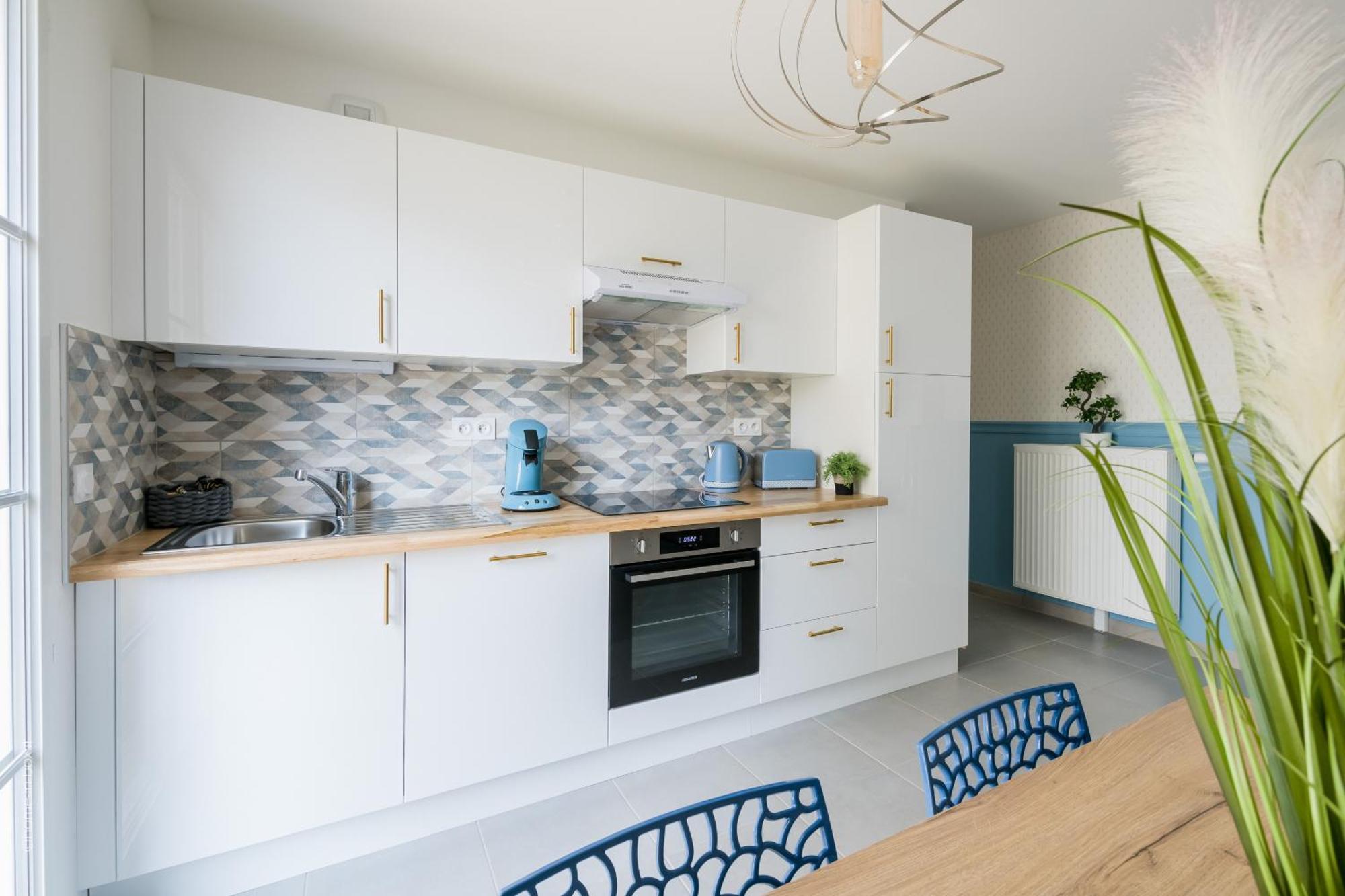 Columbus Garden By Plaza Apartment Serris Luaran gambar